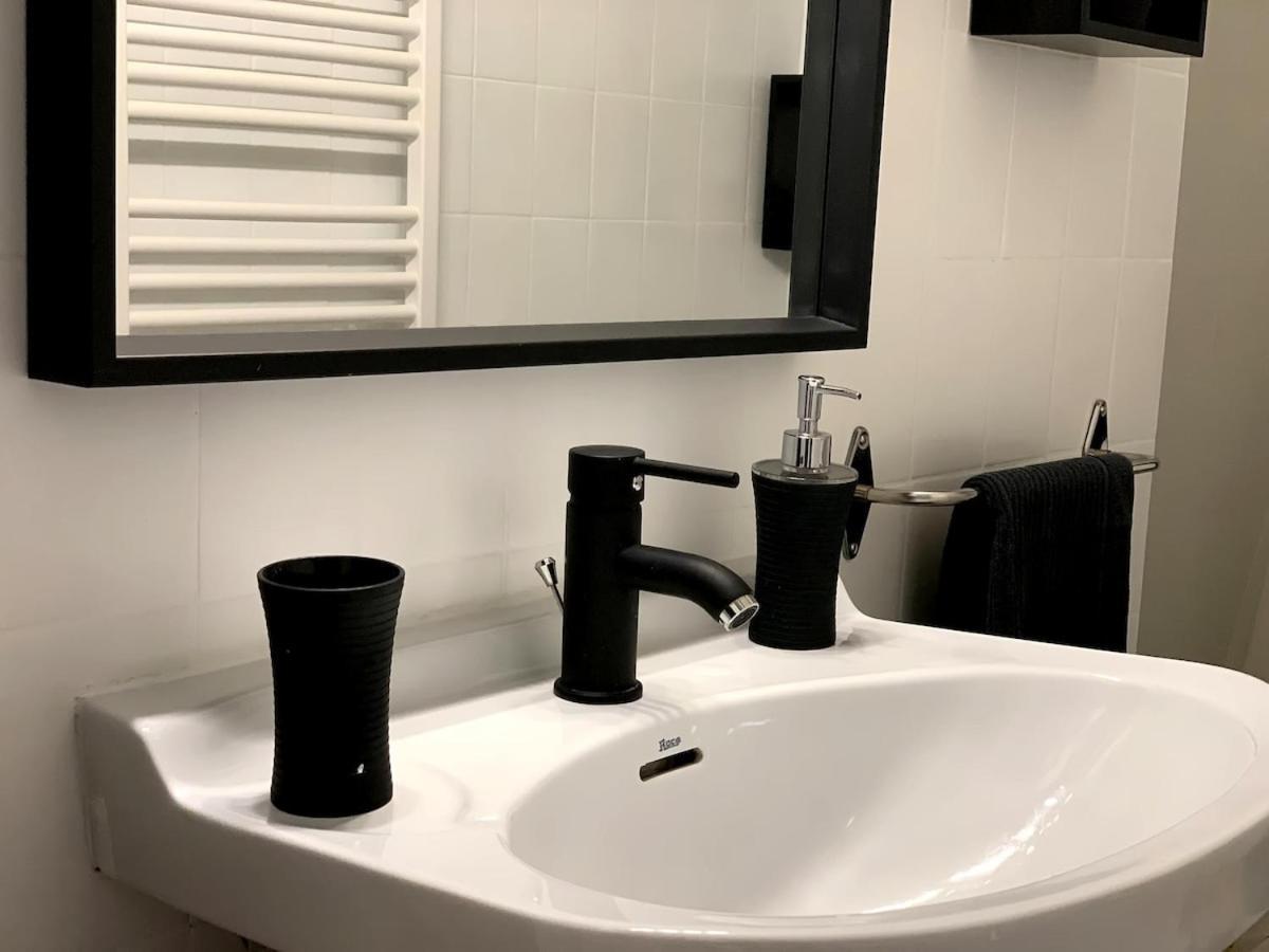 Pyrene Holidays- Residence Le Grand Hotel - Studio Lumineux A 2 Pas Des Thermes De Capvern Les Bains Ngoại thất bức ảnh
